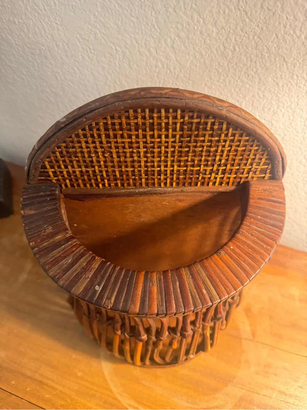 VINTAGE BAMBOO/ RATTAN WALL SCONCE PLANTER/BASKET